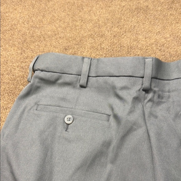 Haggar Men’s Cool 18 Pro Classic Fit 34x29 Light Grey Dress Pants NWT - Picture 11 of 11